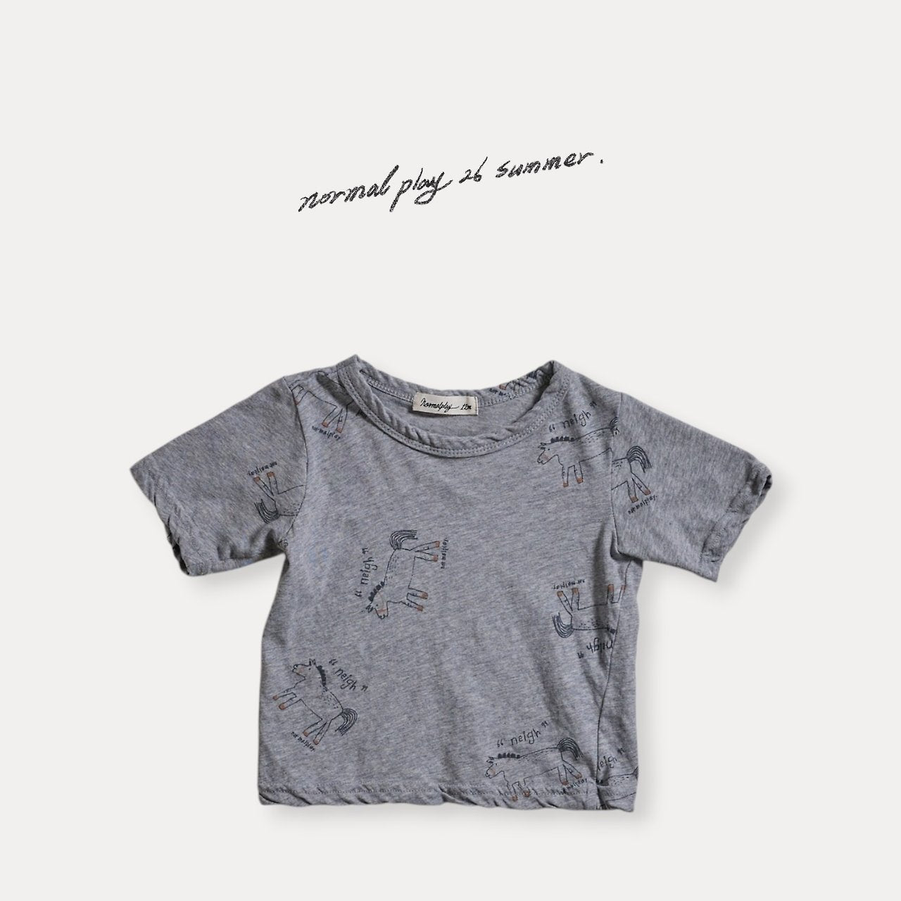 NORMALPLAY Midsummer Pony Tee