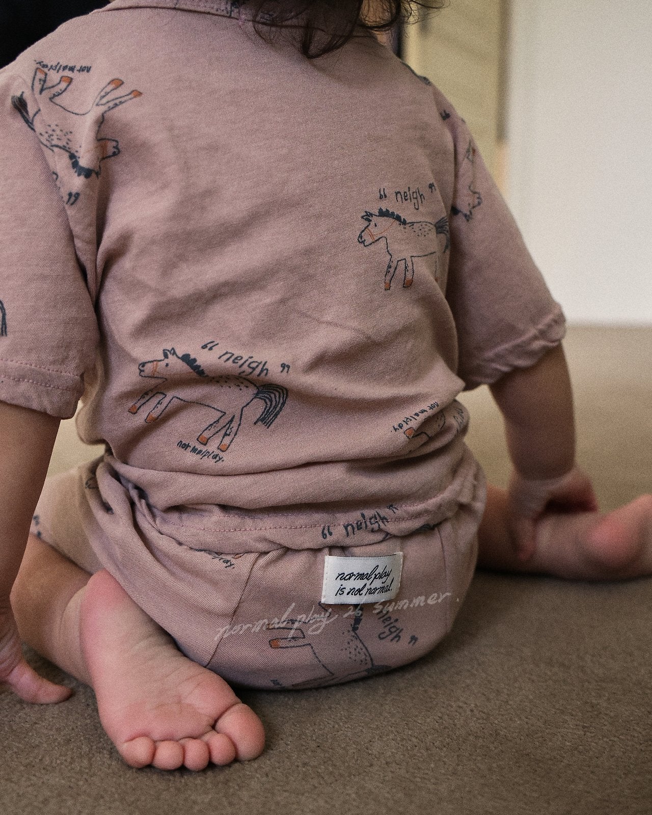 NORMALPLAY Midsummer Pony Tee