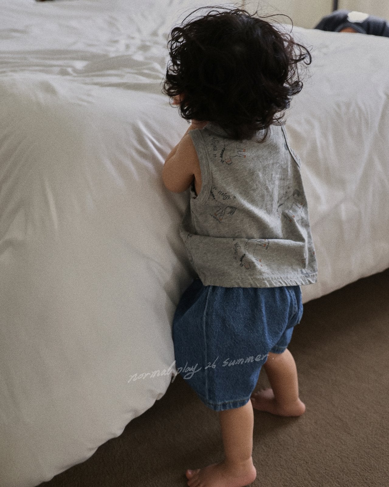 NORMALPLAY Pony Print Sleeveless Tee - Melange Grey