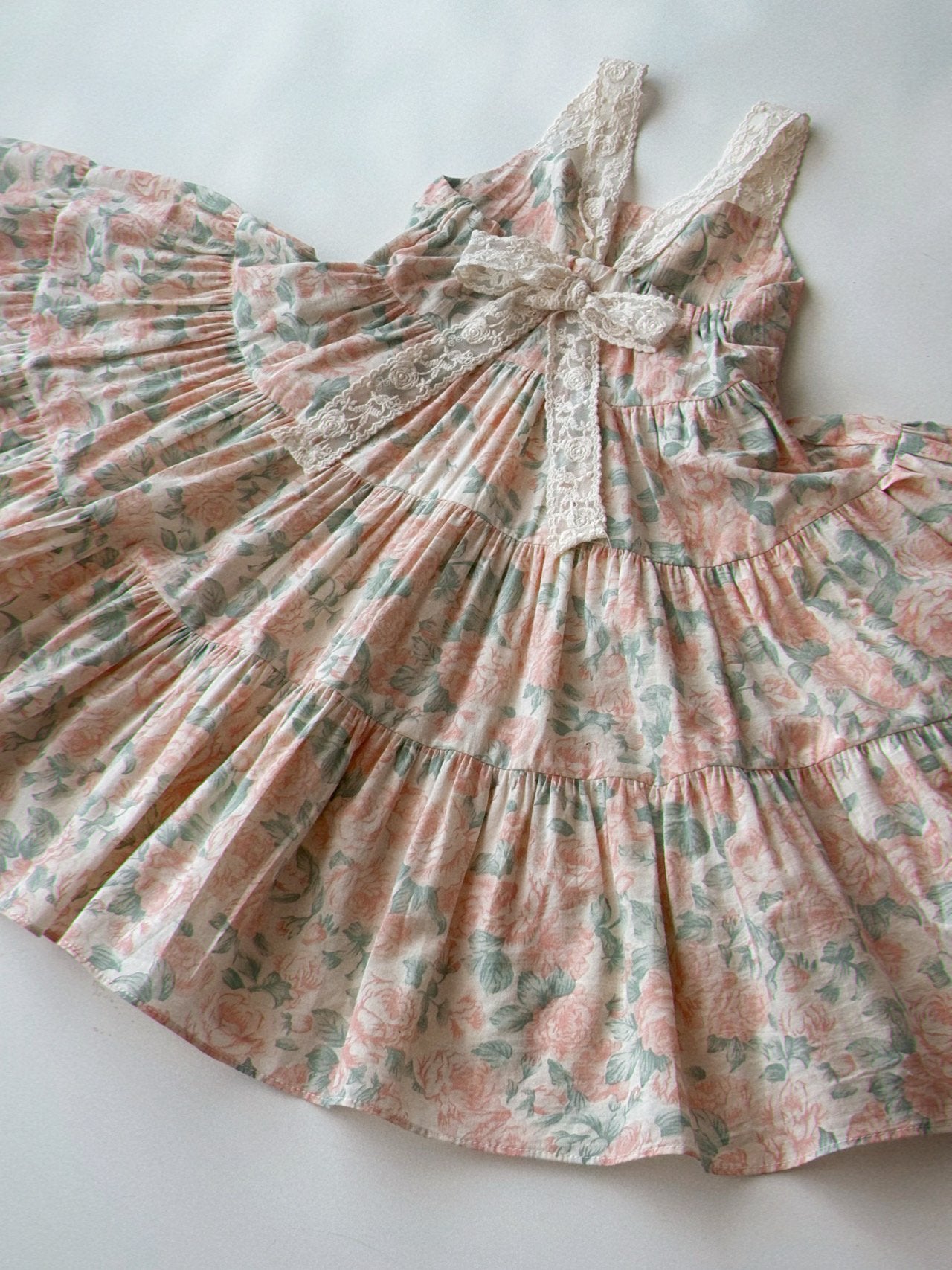 EUGENIE CANDIES Floral Lace U-Garden Dress