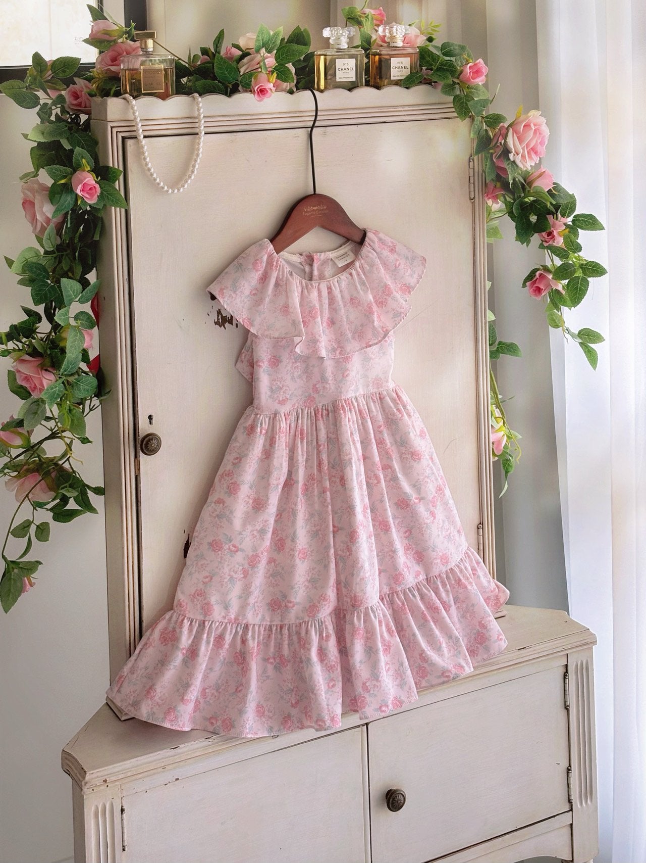 EUGENIE CANDIES Prilly Rose Ruffle Dress